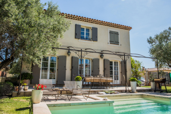 Pourquoi choisir un constructeur de maisons individuelles ? Pourquoi choisir un constructeur de maisons individuelles ?