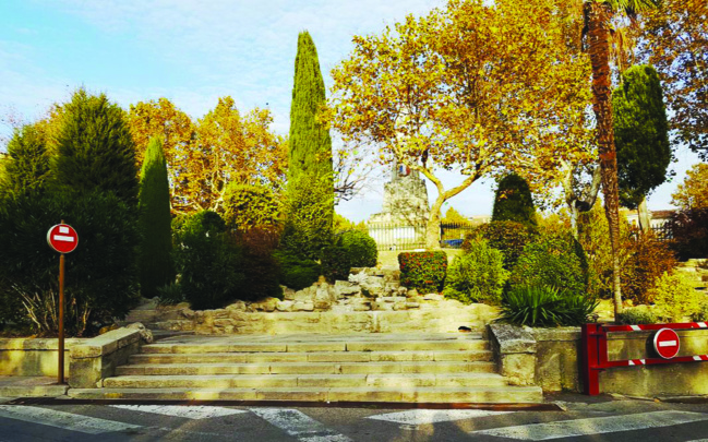 À LA DÉCOUVERTE DU PATRIMOINE MANOSQUIN ET DE SES RICHESSES À LA DÉCOUVERTE DU PATRIMOINE MANOSQUIN ET DE SES RICHESSES