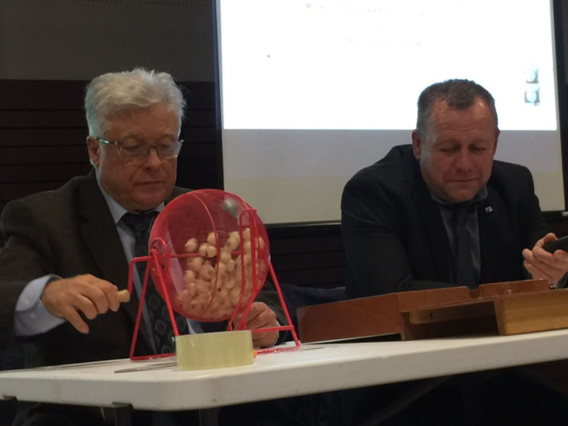 Le Lions Club fait son loto à Manosque Le Lions Club fait son loto à Manosque