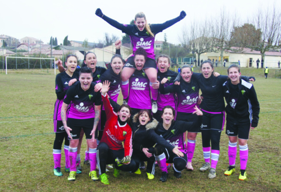 FOOT FÉMININ : LA FIERTÉ DE L'AFC SAINTE-TULLE/PIERREVERT