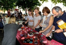 Marché des créateurs Pierrevert Dimanche 26 mai 2013