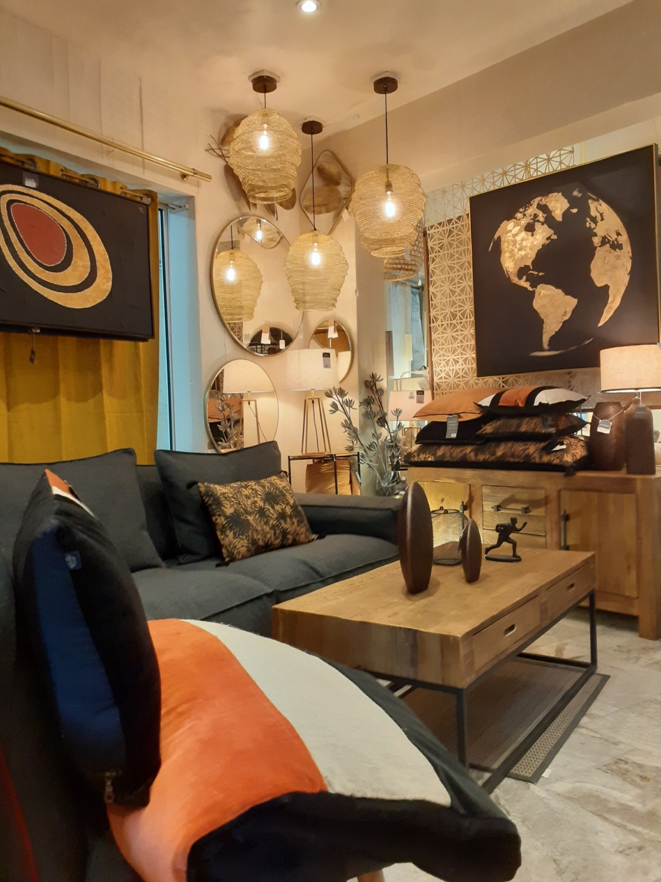 EN AVRIL EVADEZ VOUS CHEZ VOUS! A NEW TRAVEL IN YOUR HOME EN AVRIL EVADEZ VOUS CHEZ VOUS! A NEW TRAVEL IN YOUR HOME