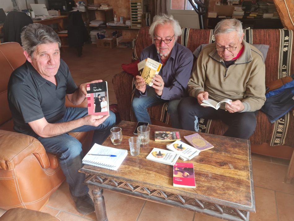 PROJET MOLIÈRE: LES TROUPES DE THÉÂTRE AMATEUR SUR LES PLANCHES! PROJET MOLIÈRE: LES TROUPES DE THÉÂTRE AMATEUR SUR LES PLANCHES!