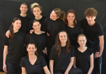 NOUVEAU SPECTACLE DE L’ATELIER DE LA DANSE : « entre nous » NOUVEAU SPECTACLE DE L’ATELIER DE LA DANSE : « entre nous »