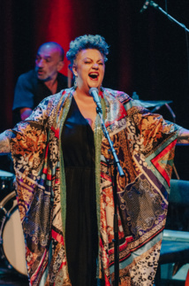 kaz hawkins star du blues en concert à villeneuve le 11 mars 2023 ! kaz hawkins star du blues en concert à villeneuve le 11 mars 2023 !