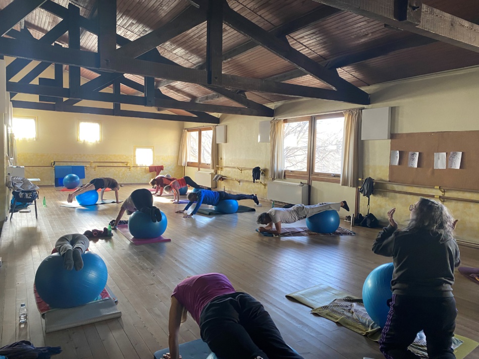 La mjc de manosque vous remet en forme artistique... La mjc de manosque vous remet en forme artistique...