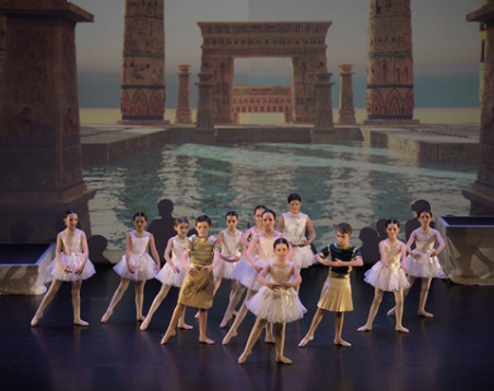 L’ATELIER DE LA DANSE : UNE SAISON DE PLUS EST LANCEE ! L’ATELIER DE LA DANSE : UNE SAISON DE PLUS EST LANCEE !