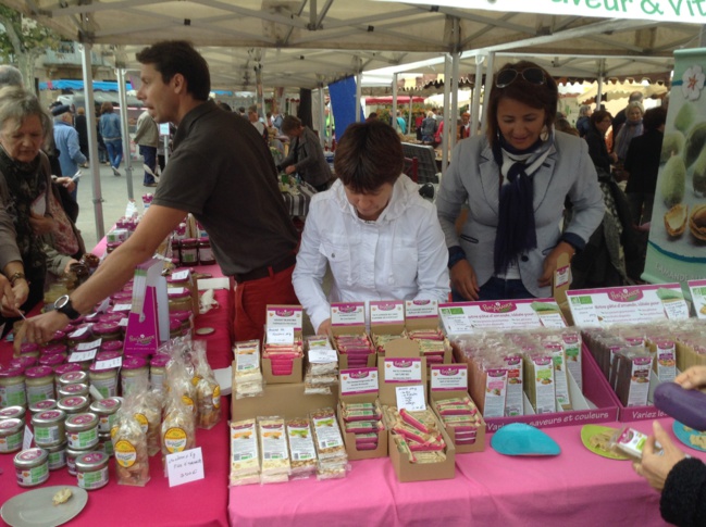 8e fête de l’Amande à Oraison 8e fête de l’Amande à Oraison