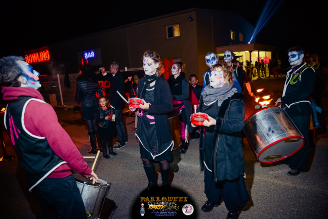 BATUCADA LA CLIQUE BATUCADA LA CLIQUE