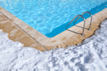 L’hivernage de votre piscine : mode d’emploi L’hivernage de votre piscine : mode d’emploi