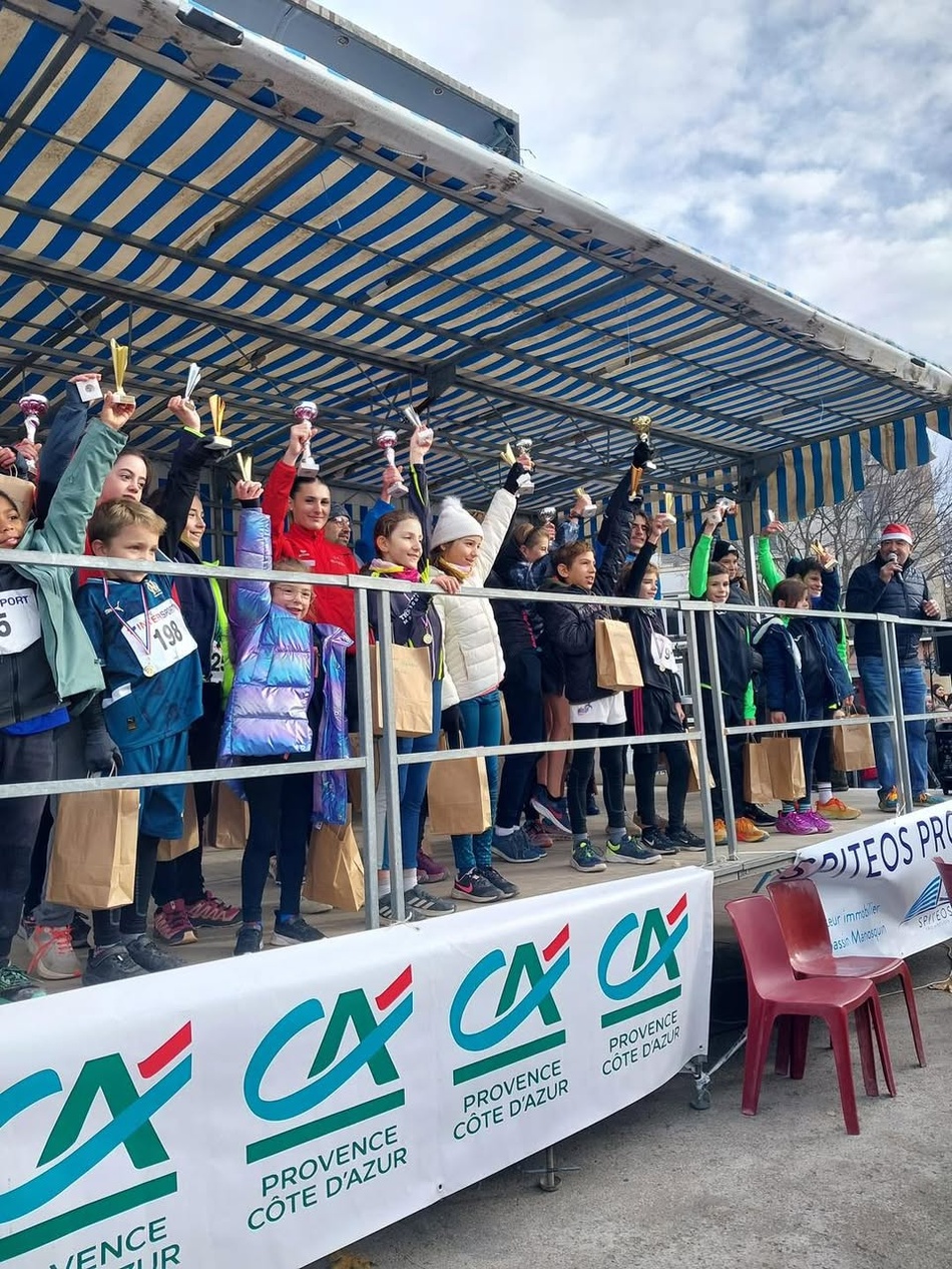 L’EP Manosque Athlétisme Finit l’Année 2024 en Fanfare Avant de Débuter 2025 !