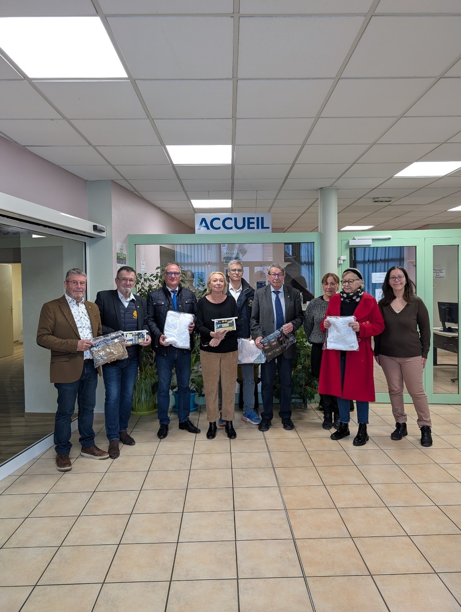 Le Lions Club de Manosque organise le 6e SALON VINS ET SAVEURS les 4, 5 et 6 avril 2025 Le Lions Club de Manosque organise le 6e SALON VINS ET SAVEURS les 4, 5 et 6 avril 2025