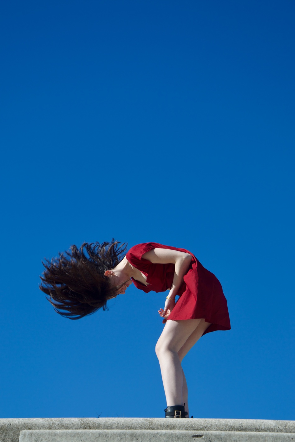 Une envolée vers le futur pour les danseuses  de La Capsule mjc Une envolée vers le futur pour les danseuses  de La Capsule mjc