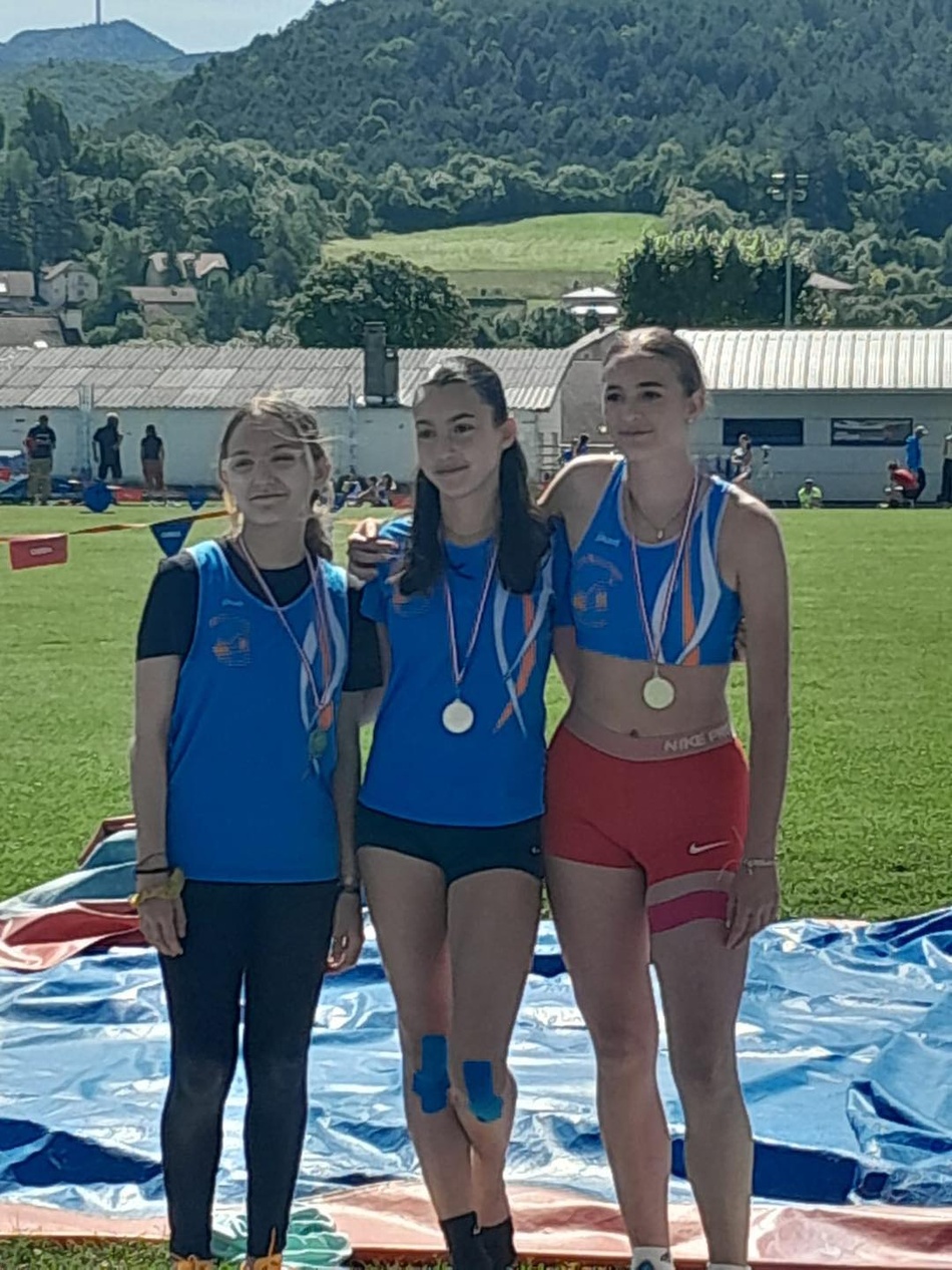 Exploit, passion et esprit d’équipe :  un printemps sportif pour les athlètes de Manosque !