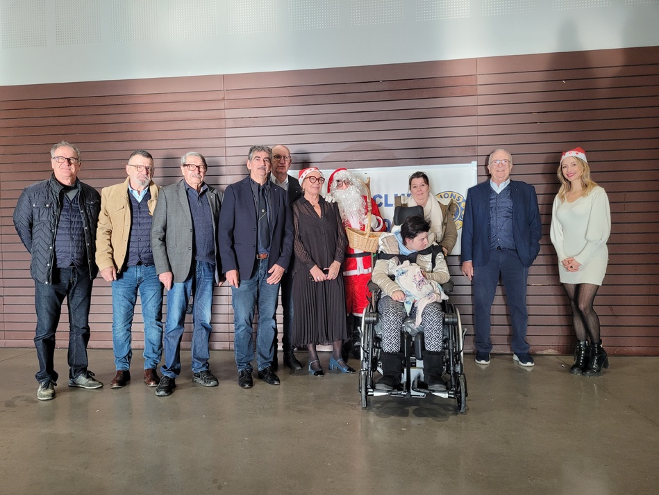 Le Lions Club de Manosque avance, agit et se renouvelle ! Le Lions Club de Manosque avance, agit et se renouvelle !