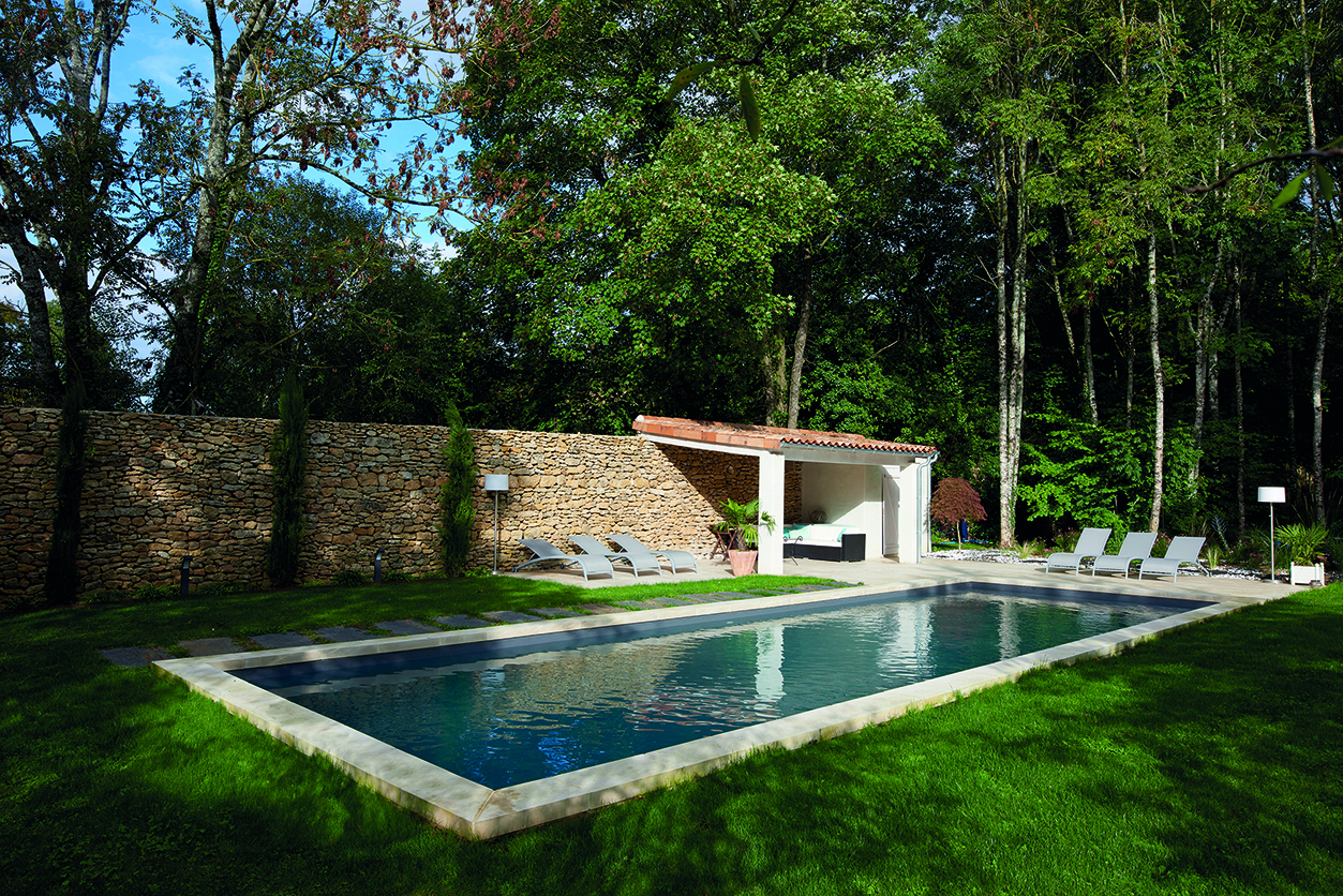 CARRÉ BLEU à Forcalquier, un art de vivre CARRÉ BLEU à Forcalquier, un art de vivre