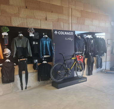 ÉLÉMENTS CYCLES : LE QG DES CYCLISTES PRÉPARE LES BEAUX JOURS...