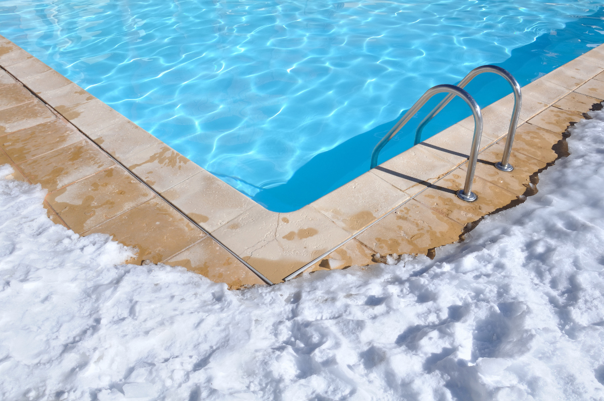 L’hivernage de votre piscine : mode d’emploi
