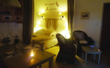 Une nuit romantique au Bastidon de Théo à Oraison